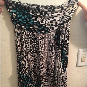 This amazingly cute and comfortable Guess Dress